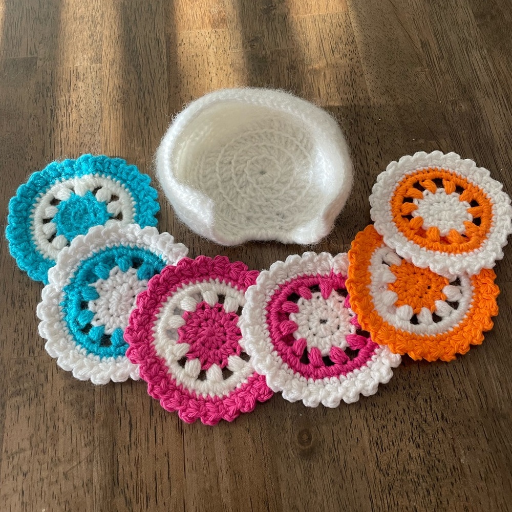 NWT- Hand crocheted Summer Days coasters (Contrast series) and coaster holder.